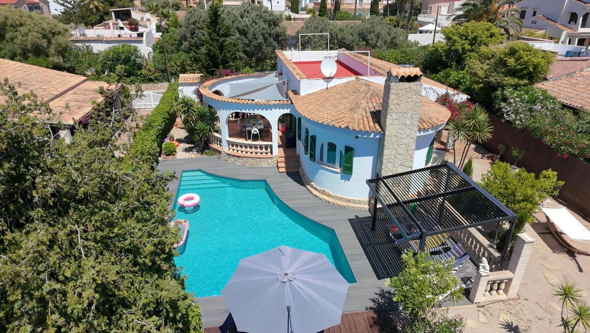 Villa Cala Mendia *